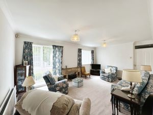 Photo 13- click for photo gallery